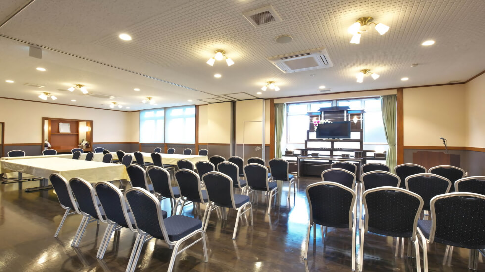 虹のホールたかのす みどり館