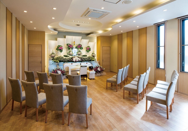 自由な家族葬 千の風 箕面ホール