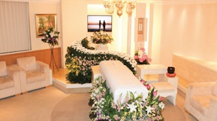 ファミリーメモリアル深井