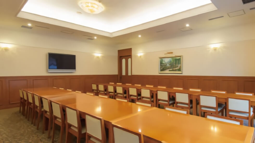 和泉府中メモリアルホール