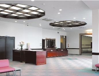 カゴタツホール