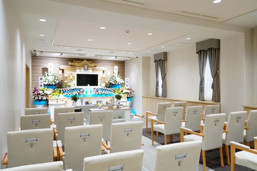 サン・ライフ ファミリーホール大和