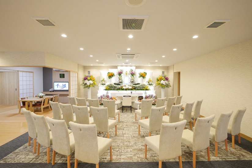 自由な家族葬 千の風 豊中服部ホール