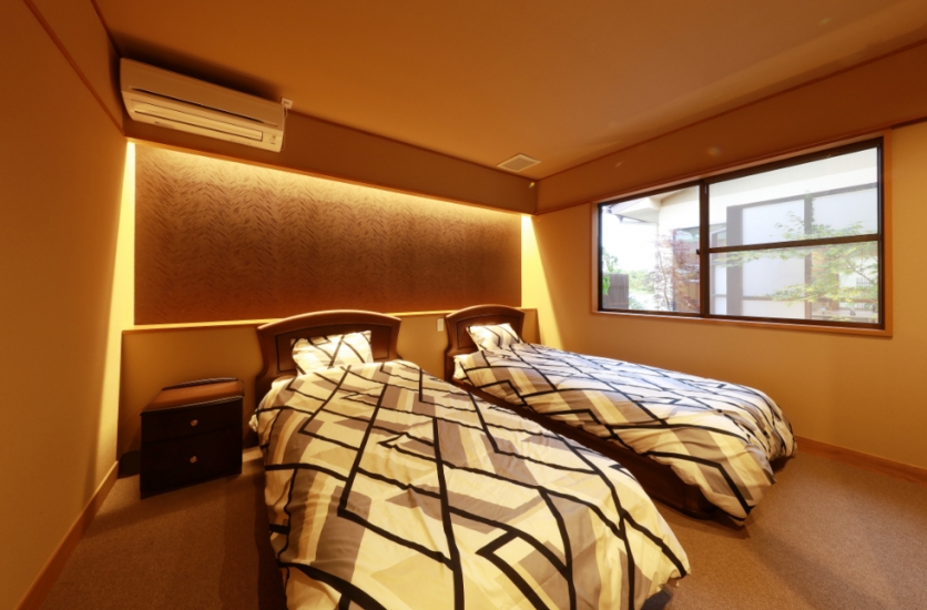 かずやコスメディア 小岱斎場桜ホール・家族葬ホール小岱