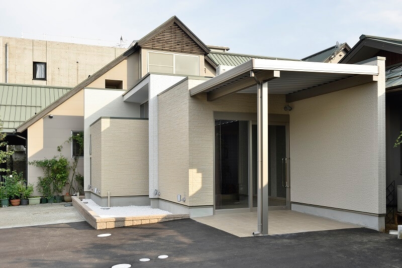 有限会社心泉の丘　心泉会館