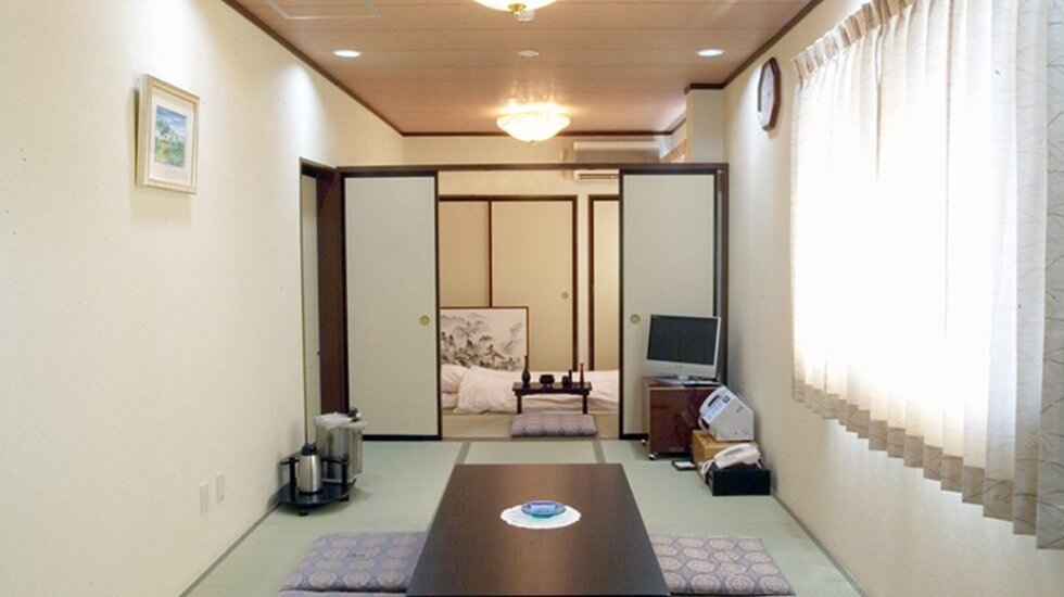 安中メモリードホール