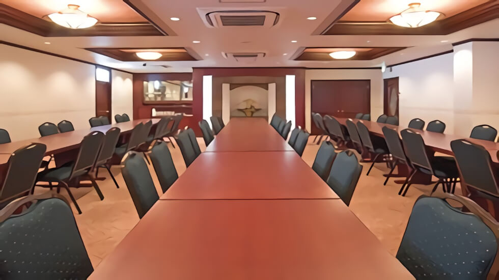 天国社ロイヤルシティホール伊勢崎