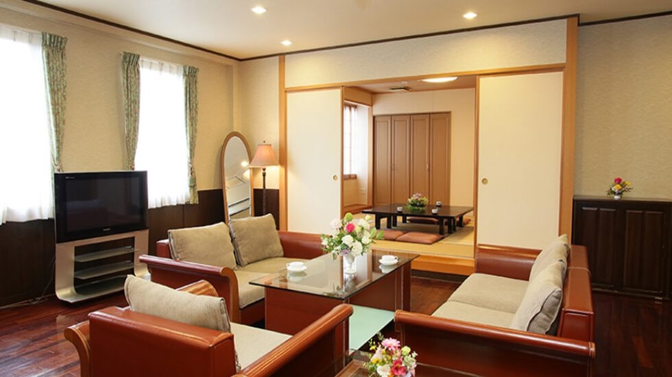 前橋メモリードホール