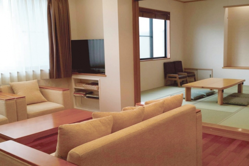 神埼メモリードホール