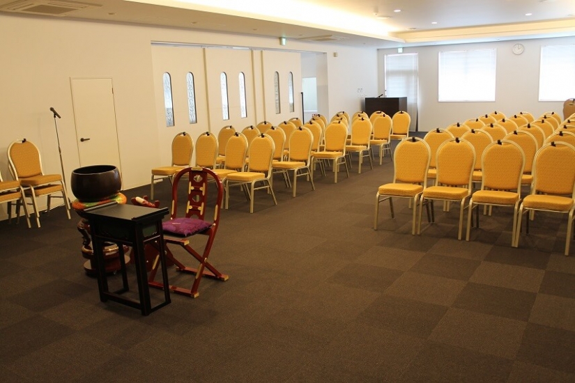 七彩の湯法事会館 江北斎場まごころ