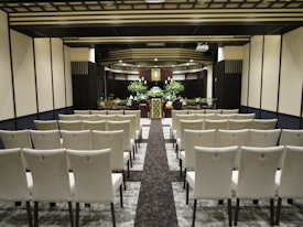 セレモール泉 市名坂