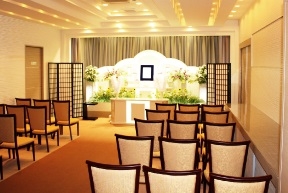 紫雲殿　名東日進斎場