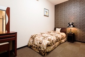 紫雲殿 名東日進斎場