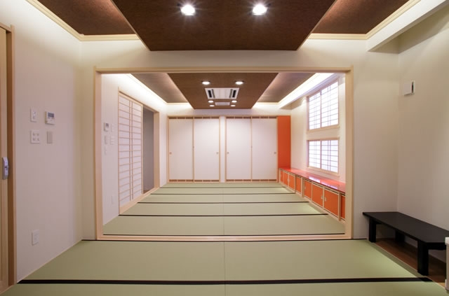 やわらぎファミリア 八軒