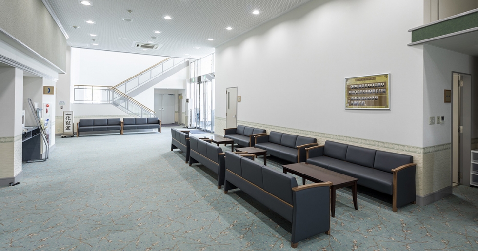 あおき郡山斎苑