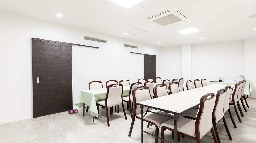 旭上白根ホール