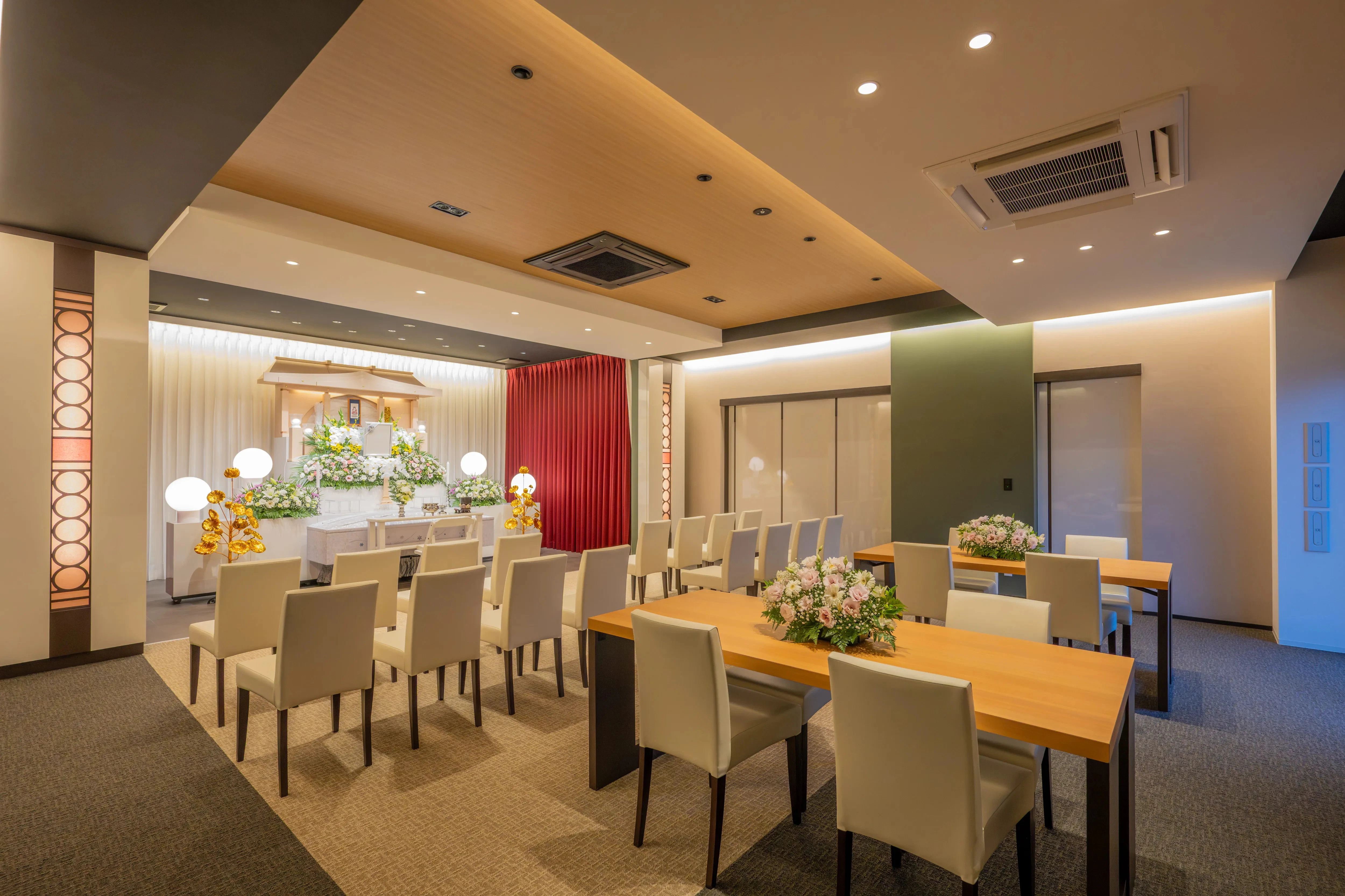家族葬の灯‐月が丘ホール‐／ハウスセレモニー株式会社